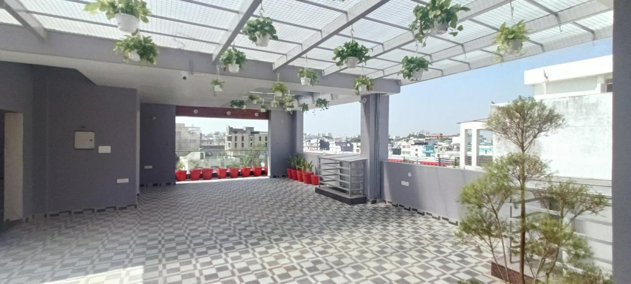 Hotel Royal Casa Лакнау Екстериор снимка