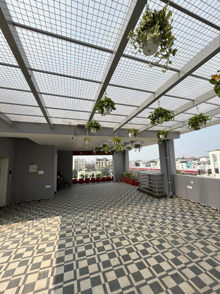 Hotel Royal Casa Лакнау Екстериор снимка